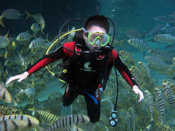 什么叫水肺潛水？